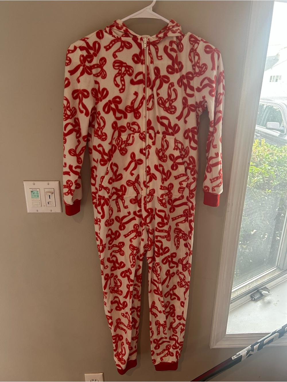 Cat & Jack Girls Red Candy Cane Print One-Piece Hooded Pajamas (Size Y - L)